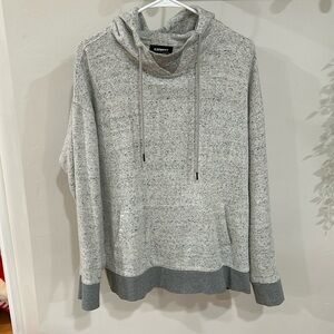 Express Pull Over Size Large - Grey